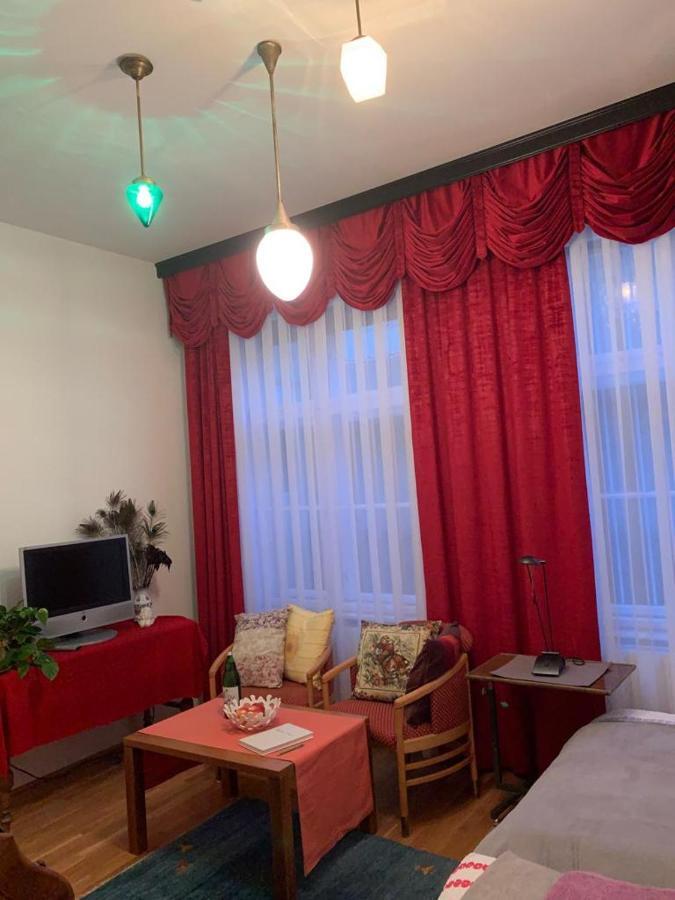 Villa Pazelt Bad Voeslau Esterno foto